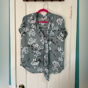Ann Taylor LOFT Semi-sheer Floral Top with Neck Tie in Seafoam, Grey, and White